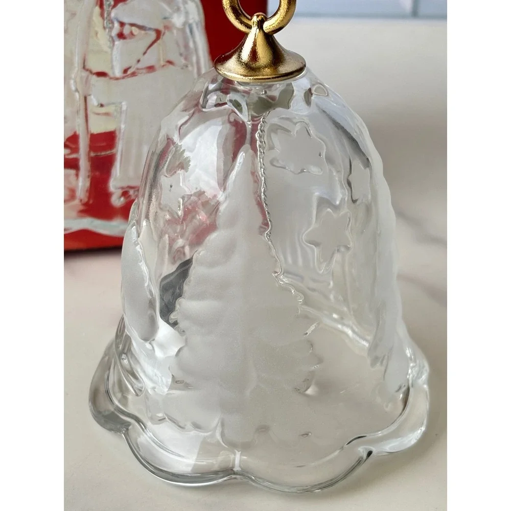 Mikasa crystal holiday